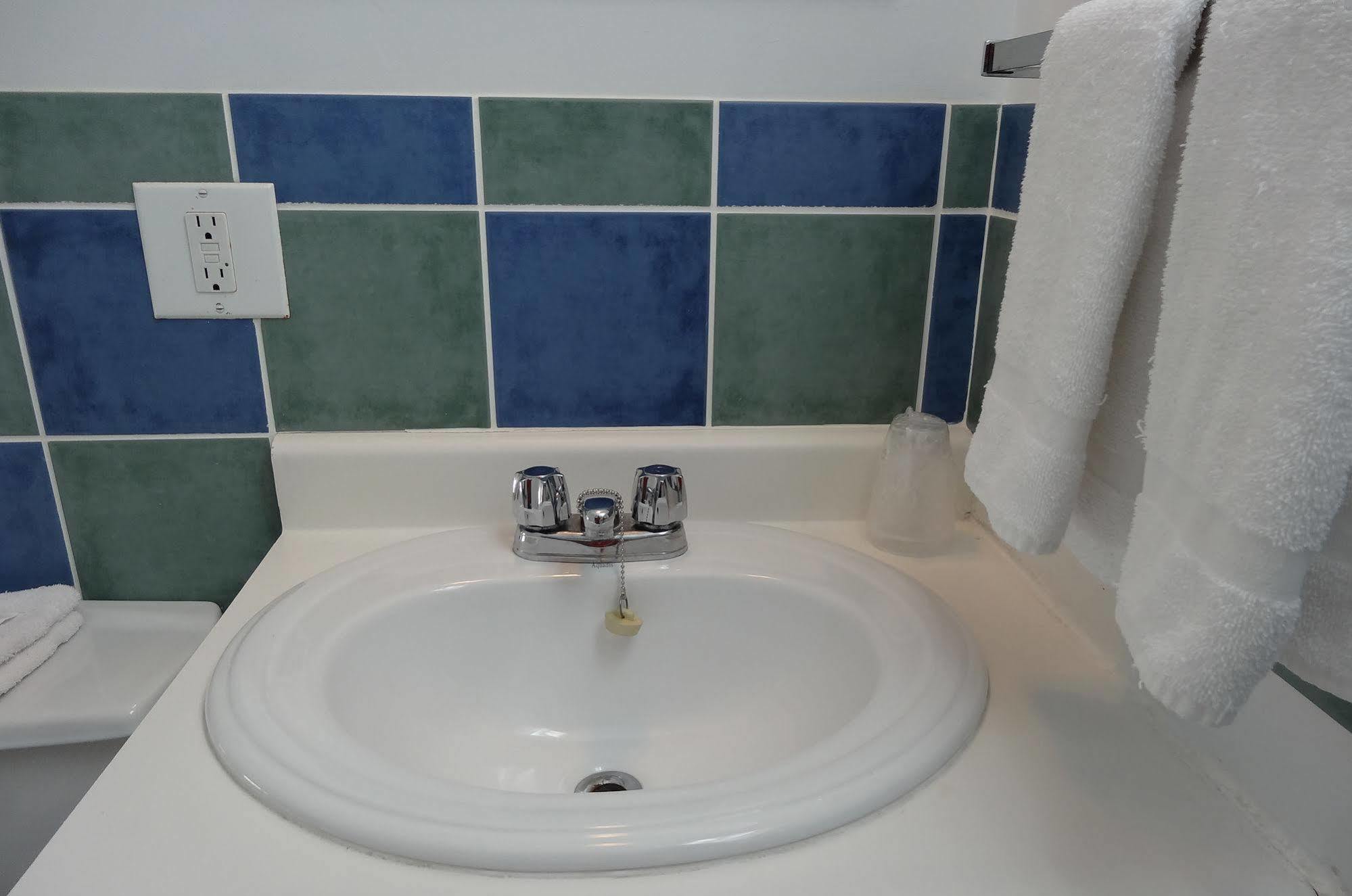 Motel Lyse Rimouski Ngoại thất bức ảnh