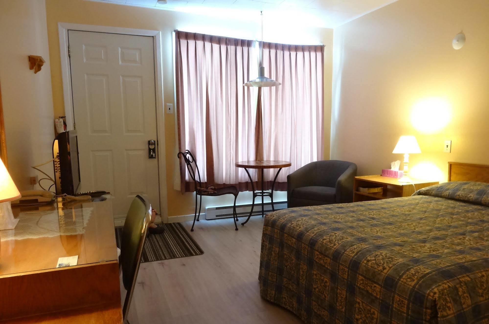 Motel Lyse Rimouski Ngoại thất bức ảnh