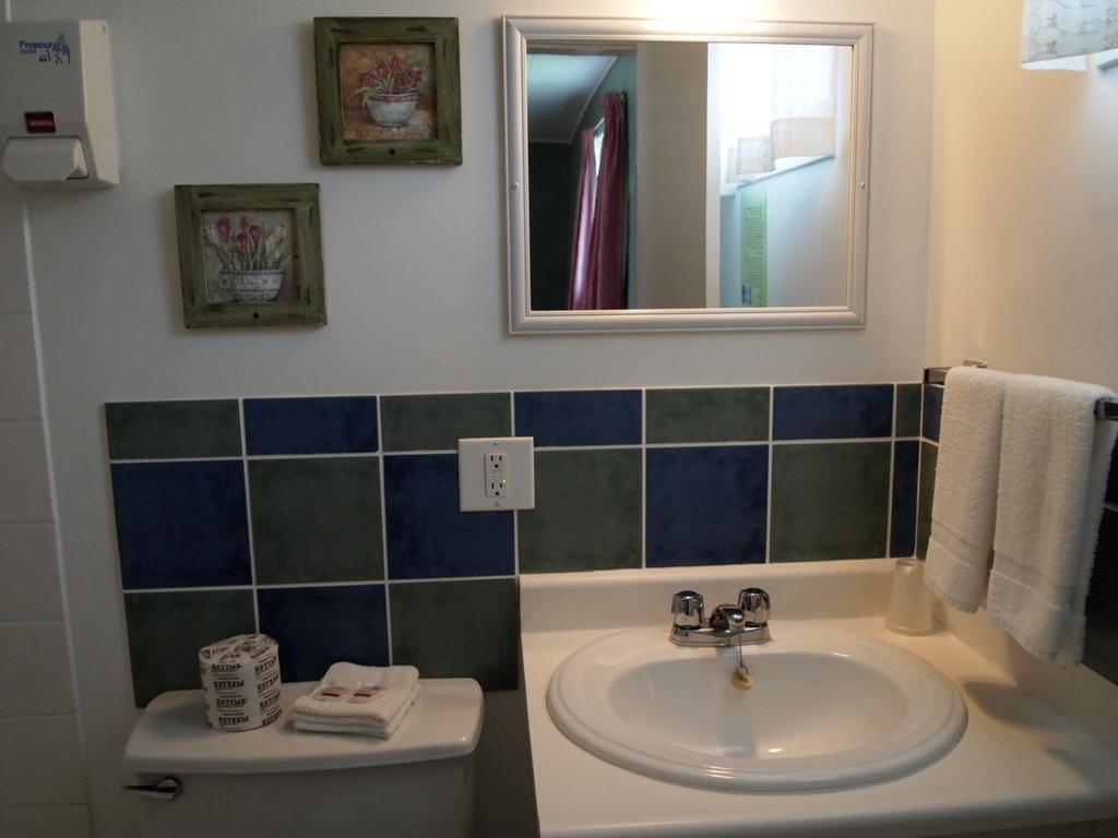 Motel Lyse Rimouski Phòng bức ảnh
